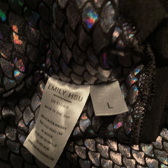 Sparkly Black Mermaid Emily Hsu Bike Shorts-NWOT - Picture 2 of 5
